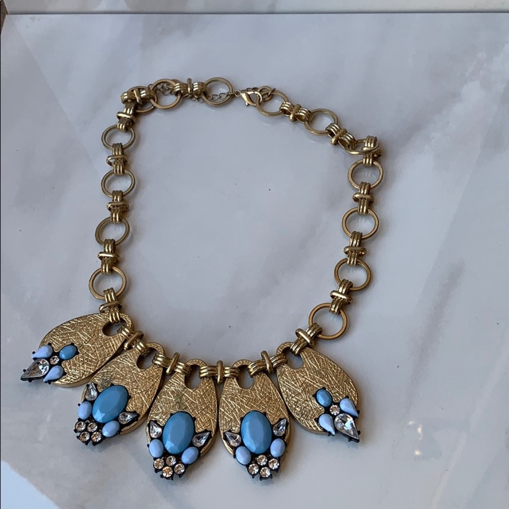 Statement necklace